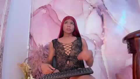 Snapshot of naomi_desire01 chatting on June 6, 2026, 6:23 pm naomi_desire01 online show from June 6, 2026, 6:23 pm