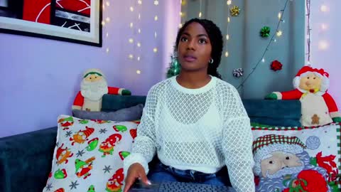 Nahomi Jones online show from December 15, 2024, 8:15 pm