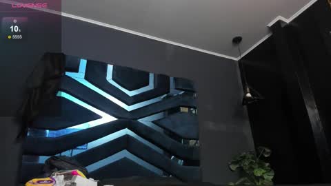 Naomi online show from February 27, 2026, 11:10 am