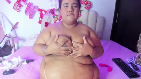 Snapshot of naomiasha_ chatting on February 5, 2025, 9:07 pm online show from February 5, 2025, 9:07 pm