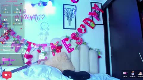 Snapshot of naomiasha_ chatting on February 17, 2025, 3:04 am online show from February 17, 2025, 3:04 am