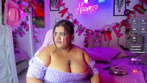 Snapshot of naomiasha_ chatting on February 19, 2025, 5:16 am online show from February 19, 2025, 5:16 am