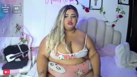 Snapshot of naomiasha_ chatting on March 5, 2025, 11:27 pm online show from March 5, 2025, 11:27 pm