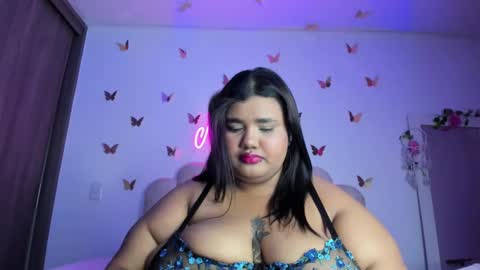 Snapshot of naomiasha_ chatting on September 30, 2025, 1:43 am online show from September 30, 2025, 1:43 am