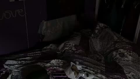 Snapshot of naomifux chatting on February 12, 2025, 11:41 pm Naomi online show from February 12, 2025, 11:41 pm