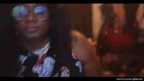 Snapshot of naomifux chatting on September 11, 2025, 8:47 am Naomi online show from September 11, 2025, 8:47 am