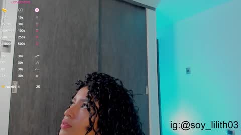 Snapshot of naomigarcia chatting on October 12, 2025, 2:54 am Naomi  online show from October 12, 2025, 2:54 am