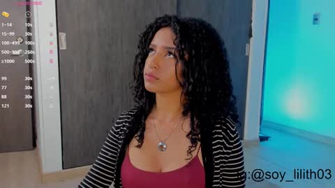 Snapshot of naomigarcia chatting on October 20, 2025, 1:39 am Naomi  online show from October 20, 2025, 1:39 am