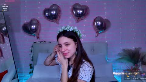 Naomi online show from December 2, 2025, 4:51 am