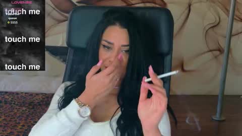 NaomiScarlett online show from November 3, 2025, 9:21 am