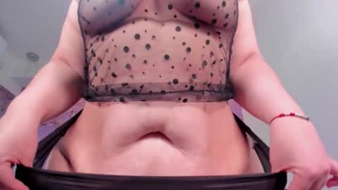 Naomy online show from December 3, 2025, 12:03 pm