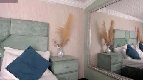 Naomy online show from January 9, 2026, 8:21 pm