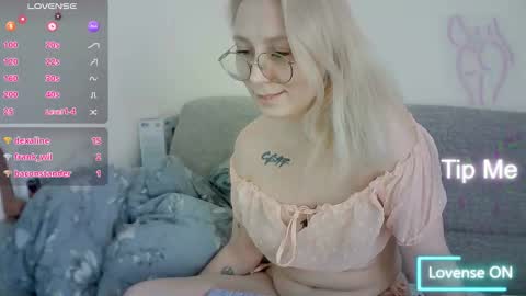 Snapshot of naozuqace chatting on March 2, 2026, 12:23 pm NaozuQAce online show from March 2, 2026, 12:23 pm