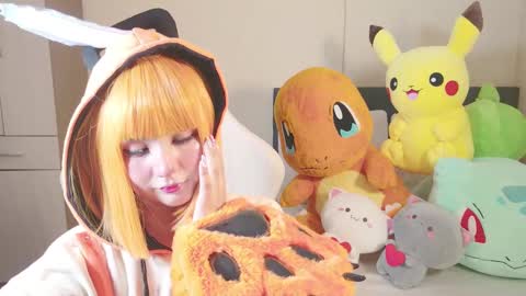 Snapshot of naree_masaki chatting on September 21, 2025, 1:57 pm Naree online show from September 21, 2025, 1:57 pm