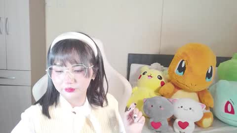 Snapshot of naree_masaki chatting on October 21, 2025, 1:12 pm Naree online show from October 21, 2025, 1:12 pm