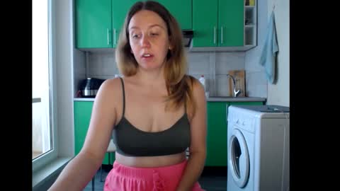 nastasiiaaforyou online show from October 13, 2025, 8:36 am