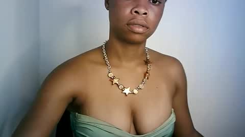 nasty_bella22 online show from May 6, 2026, 10:04 pm