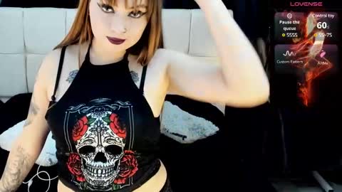 nastykatty_ online show from February 23, 2025, 9:37 pm