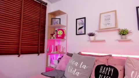 Snapshot of nata_villalobos chatting on June 4, 2026, 1:33 am nata_villalobos online show from June 4, 2026, 1:33 am