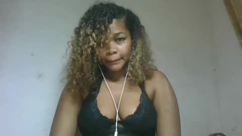 natachazz online show from April 15, 2026, 9:26 pm