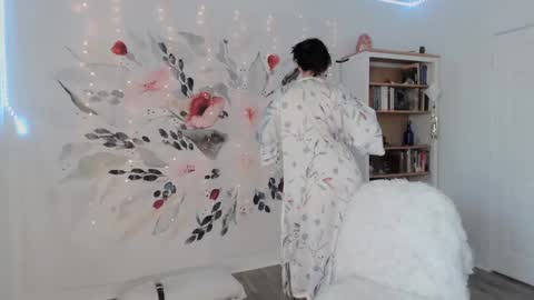 Natasha Luxxx online show from January 3, 2025, 7:39 pm