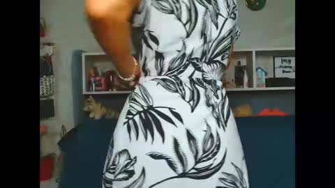 Snapshot of natali3855 chatting on February 8, 2025, 8:32 pm Natali online show from February 8, 2025, 8:32 pm