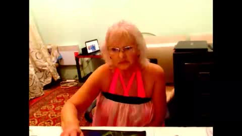 natali online show from December 18, 2025, 8:15 pm