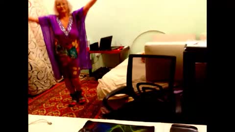 natali online show from December 20, 2025, 8:27 pm