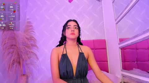 Naty  online show from February 28, 2025, 3:26 pm