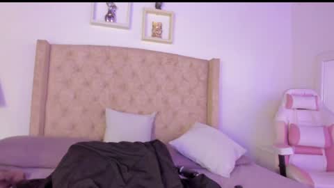 Natalia online show from December 13, 2024, 3:49 am