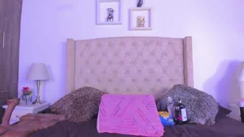 Natalia online show from January 8, 2025, 3:08 am