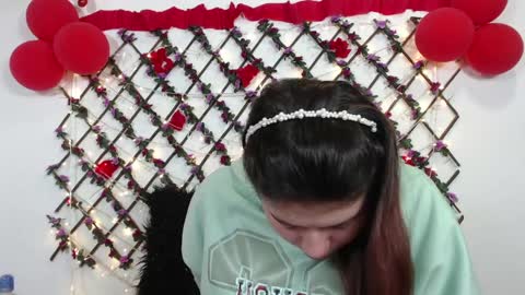 Natalia Walker online show from March 27, 2026, 2:50 pm