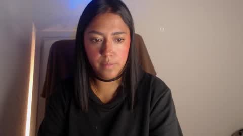 natalia online show from March 18, 2026, 6:44 pm
