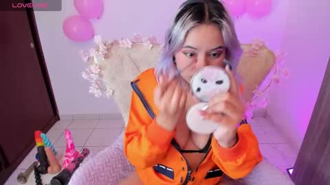 Nataliua Henao online show from September 14, 2025, 3:38 am