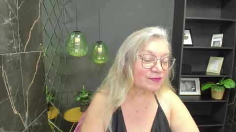 NataliCloud online show from October 4, 2025, 3:32 pm