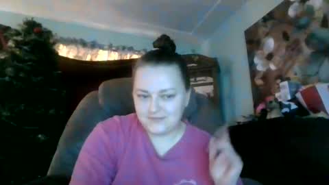 Snapshot of nataliedays chatting on December 5, 2024, 7:17 pm Natalie  online show from December 5, 2024, 7:17 pm