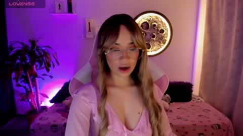 MissNatis online show from May 21, 2026, 2:18 am