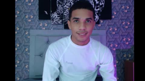 Snapshot of natan_latino chatting on October 13, 2025, 3:39 am Natan online show from October 13, 2025, 3:39 am