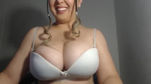 NATTY online show from September 22, 2025, 12:23 am