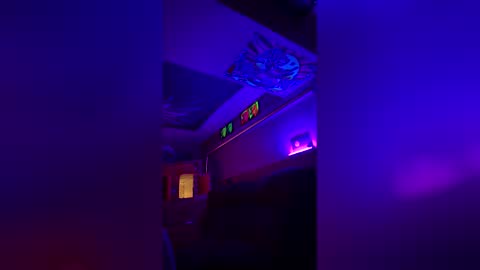 natasha_123341319 online show from February 1, 2026, 8:07 pm