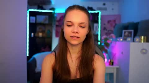 natasha__malkova online show from January 16, 2025, 1:25 pm