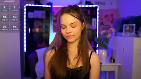 natasha__malkova online show from February 6, 2025, 8:23 pm