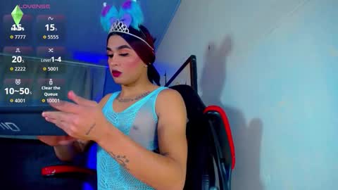 natasha_clifford online show from November 12, 2025, 9:21 am