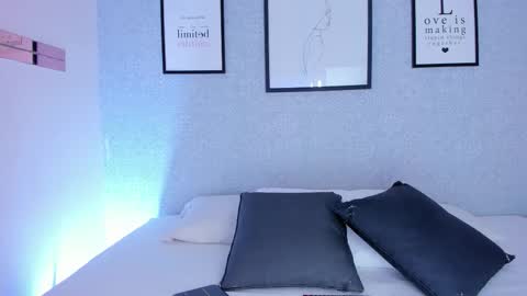  Natasha  online show from October 24, 2025, 12:01 pm