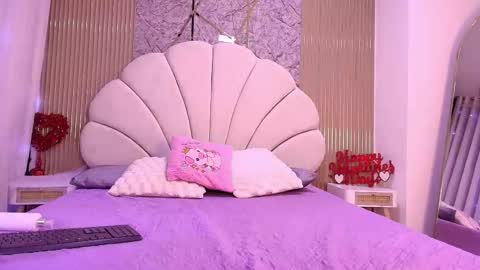 Natasha online show from March 17, 2026, 7:28 pm