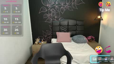 Natasha Mason online show from October 17, 2025, 11:57 am