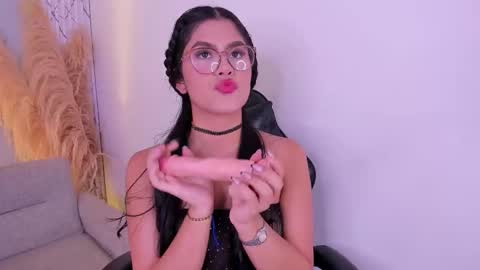 Natasha online show from February 12, 2026, 8:37 pm