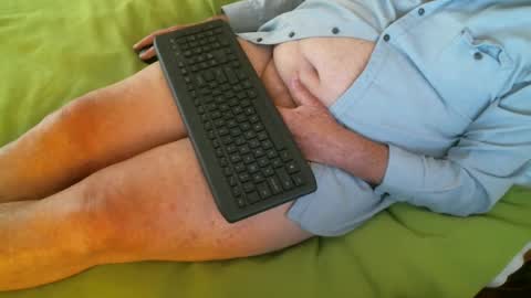 Snapshot of nate1x chatting on February 5, 2025, 9:07 pm nate1x online show from February 5, 2025, 9:07 pm