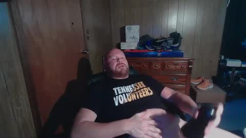 Snapshot of nate_b99 chatting on September 13, 2025, 2:22 am Nate online show from September 13, 2025, 2:22 am