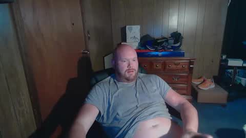 Snapshot of nate_b99 chatting on September 17, 2025, 1:40 am Nate online show from September 17, 2025, 1:40 am